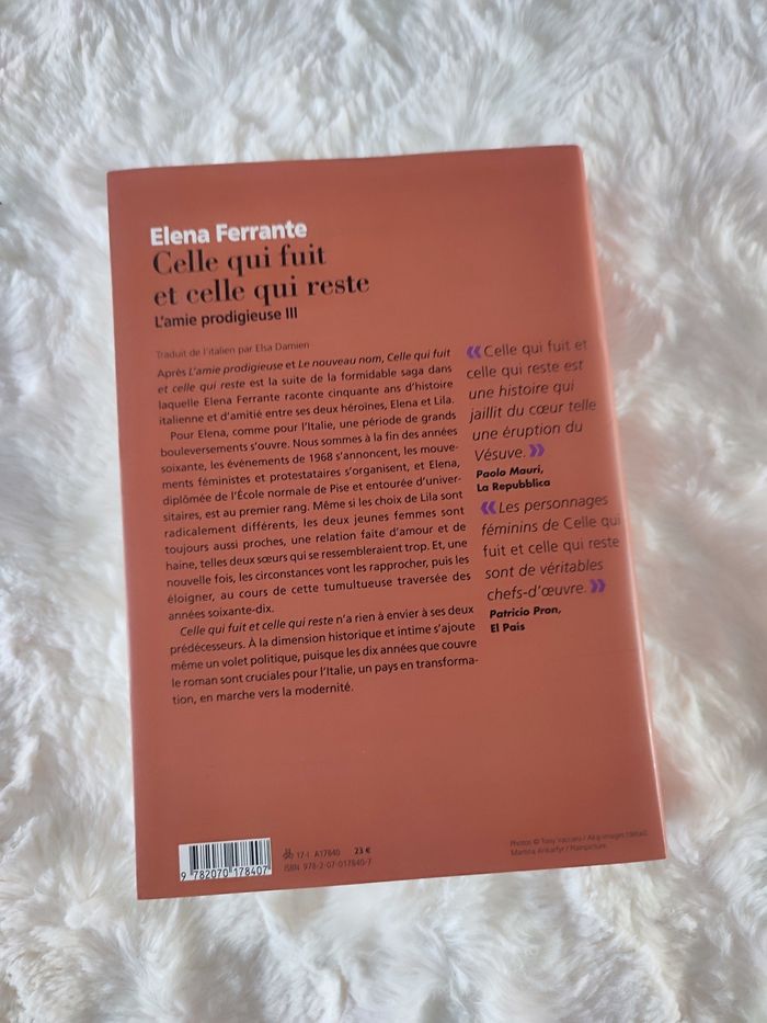 Celle qui fuit et celle qui reste Elena Ferrante - photo numéro 3