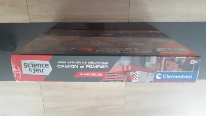 Science et jeu - Mon atelier de mecanique - camion de pompier - photo numéro 5