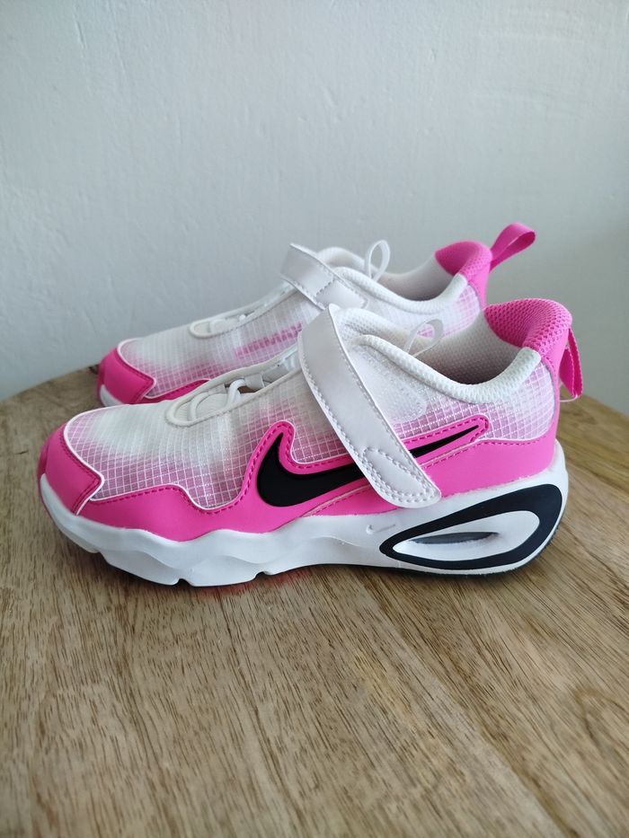 Baskets T 30 - photo numéro 4