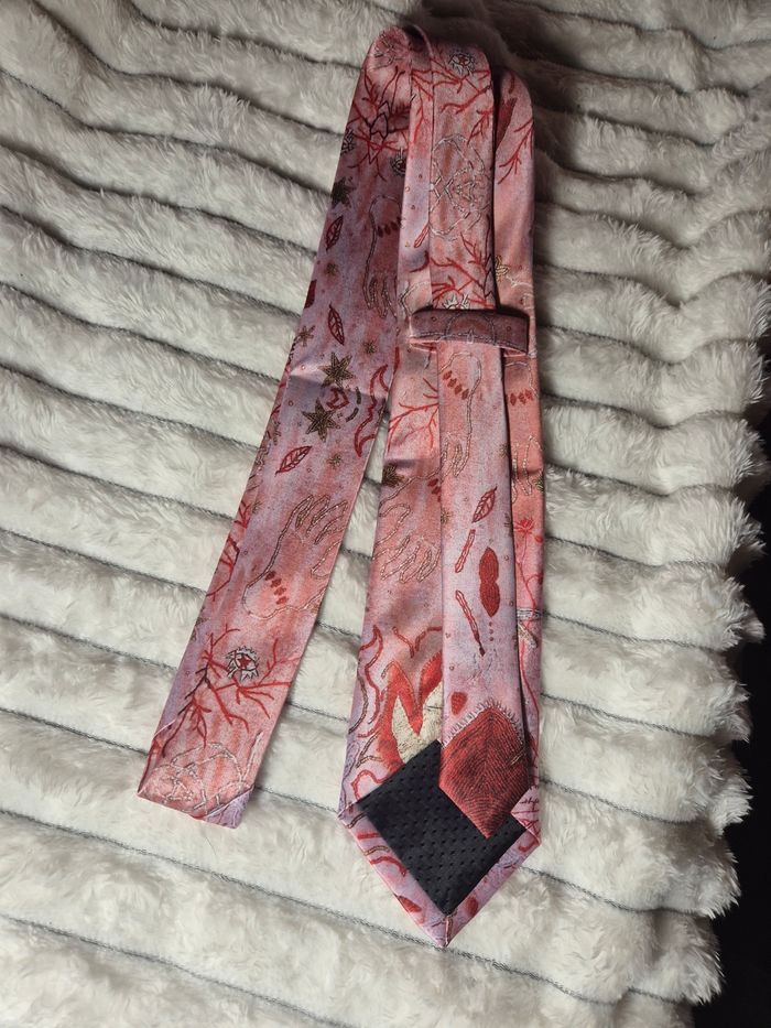 Cravate sacré cœur rose - photo numéro 4