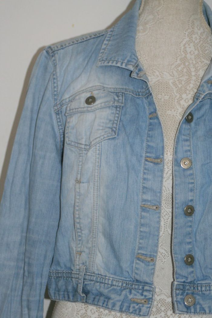 Veste en jeans Camaïeu taille petit 46 - photo numéro 2