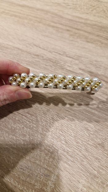 Barrette à cheveux en perles fantaisie