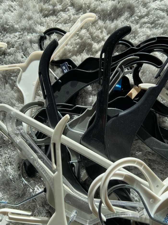 Lot de cintres - photo numéro 3