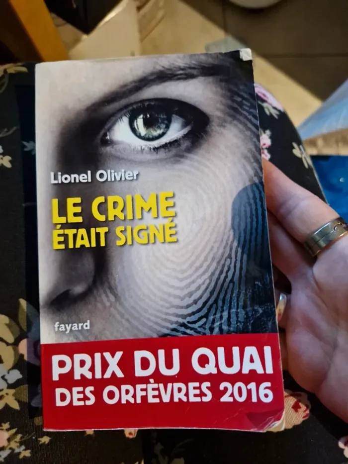 Le crime etait signé - photo numéro 2