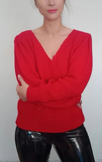 Gros pull rouge col V taille 38