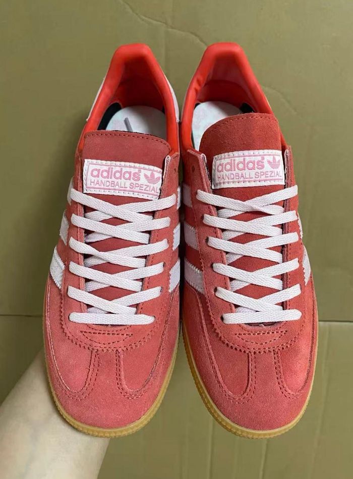 Adidas  HANDBALL SPEZIAL taille 38.5 - photo numéro 3