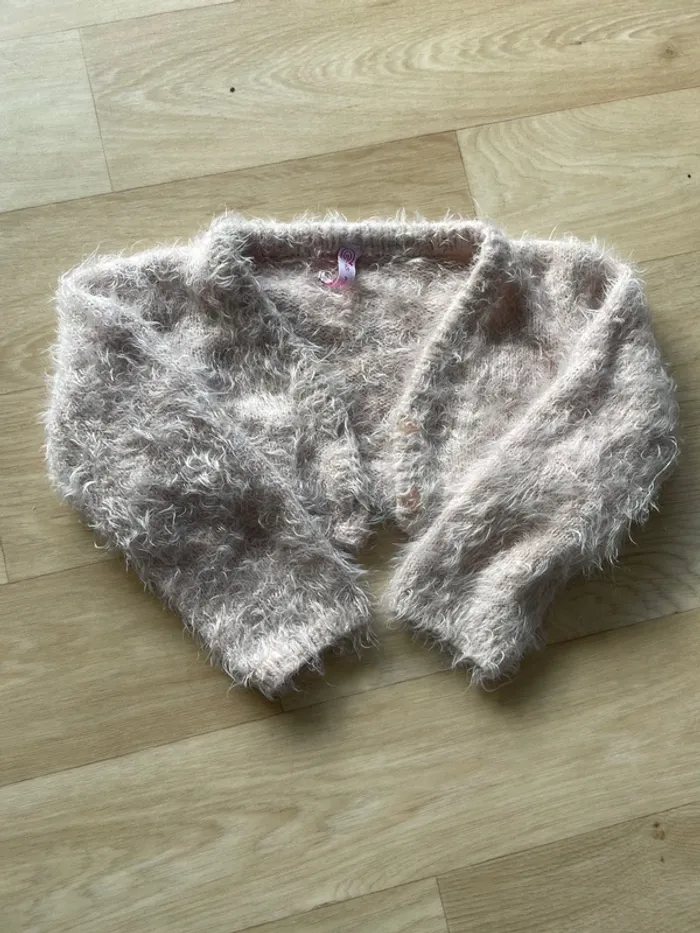 Deux petits gilets fille 3 ans - photo numéro 2