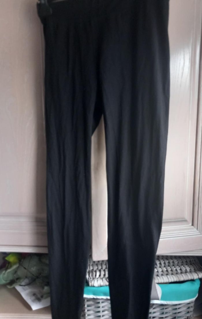 Legging noir IU