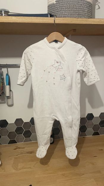 Pyjama velours blanc étoiles dorées 12 mois