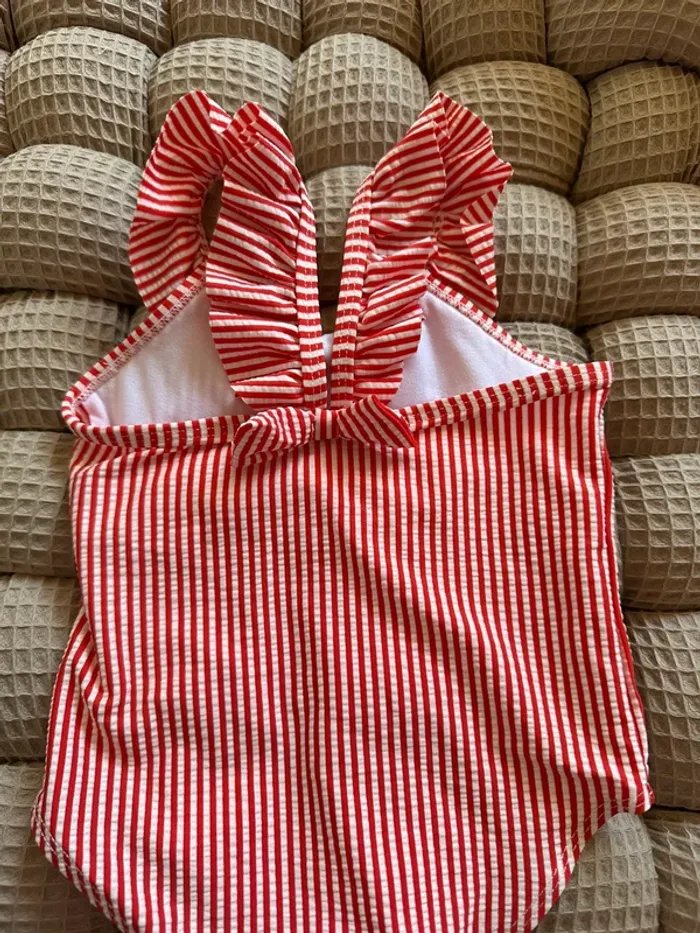 Maillot de bain une pièce - photo numéro 2