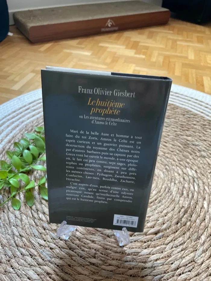 Livre - le huitième prophète - photo numéro 3