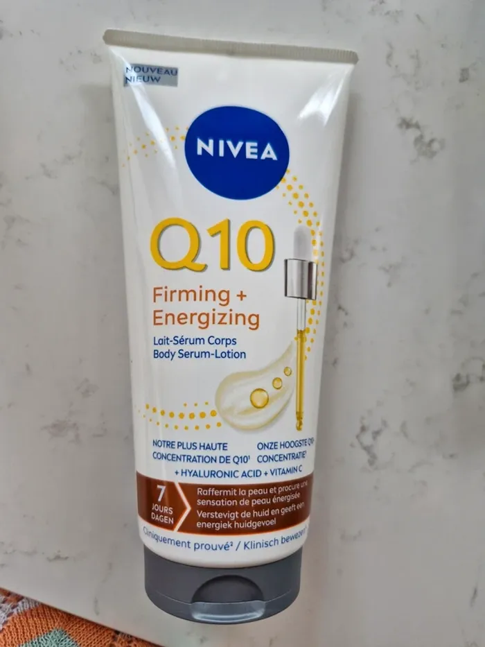 Lot Nivea 3 produits soin visage et corps - photo numéro 9
