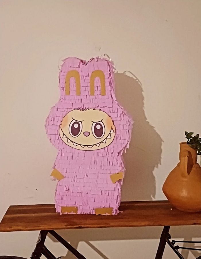 Pinatas XL Labubu anniversaire