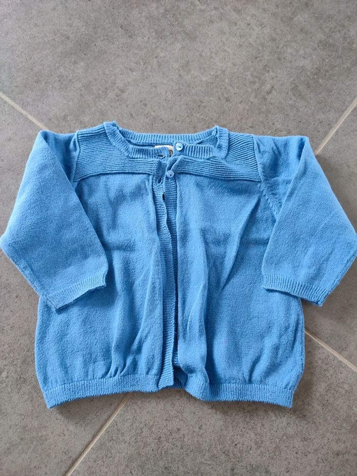 Lot de 3 gilets 9 mois - photo numéro 4