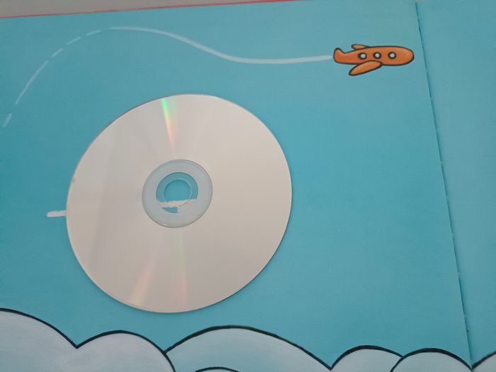 Livre CD Emma Daumas de la Star Académy chante les larmes de crocodile et autres fables - photo numéro 4