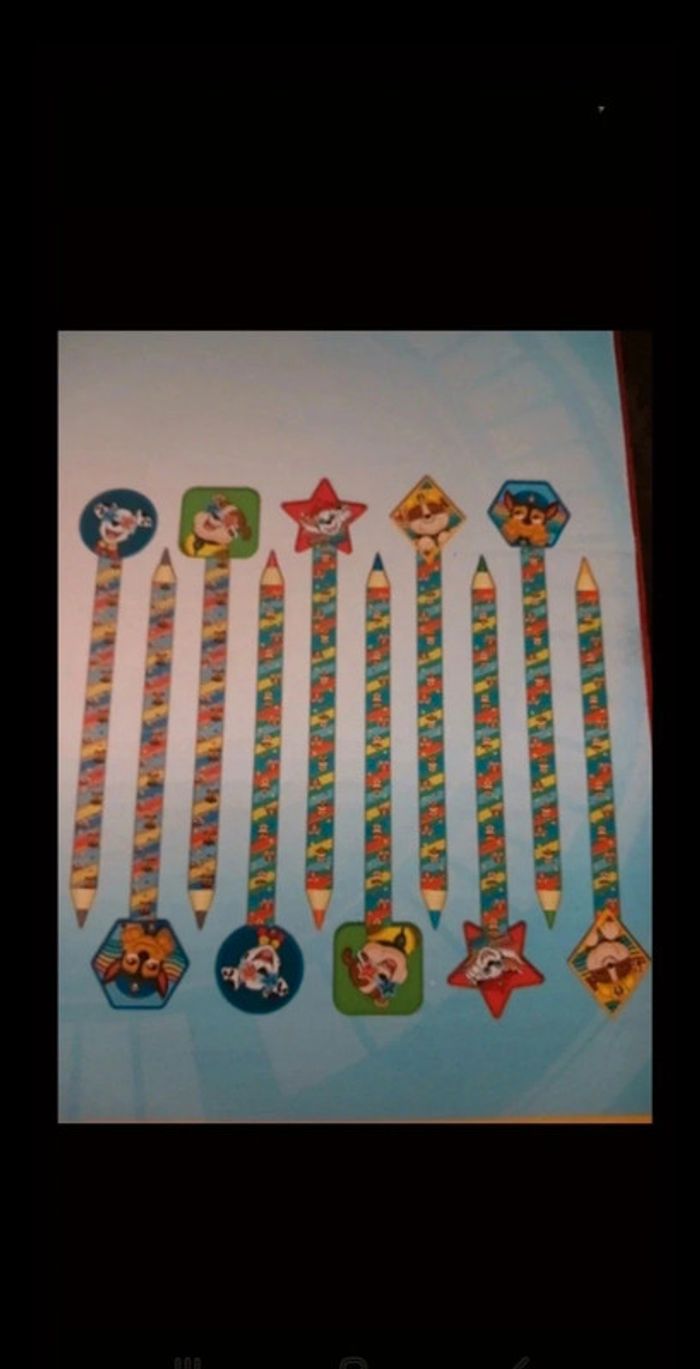 10 crayons de couleurs et 10 gommes. Paw patrol - photo numéro 2