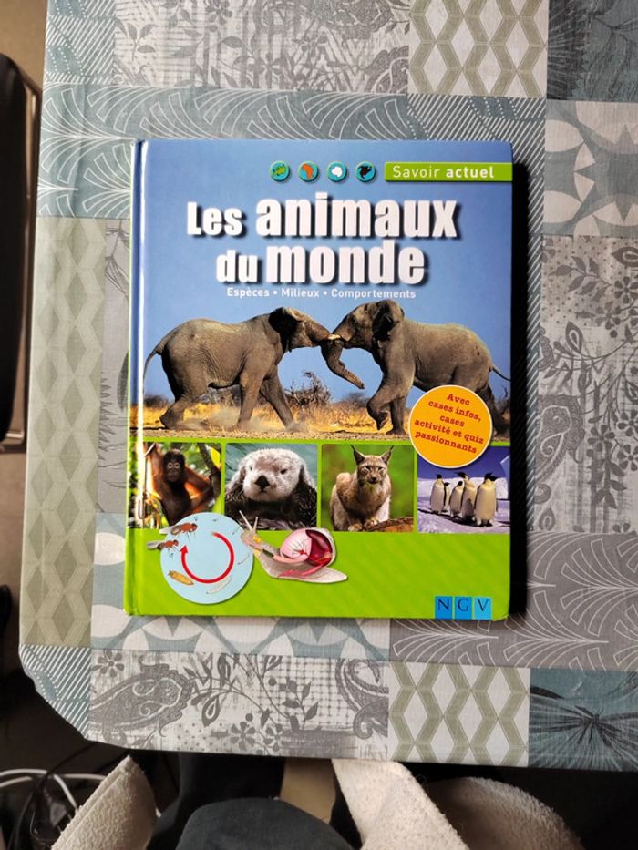Livre Savoir actuel- Les animaux du monde