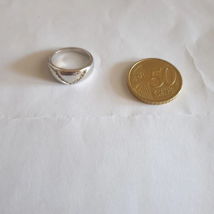 Magnifique bague 17 rhodium strass