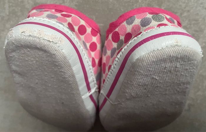 Chaussures bébé 6/9 mois - photo numéro 3