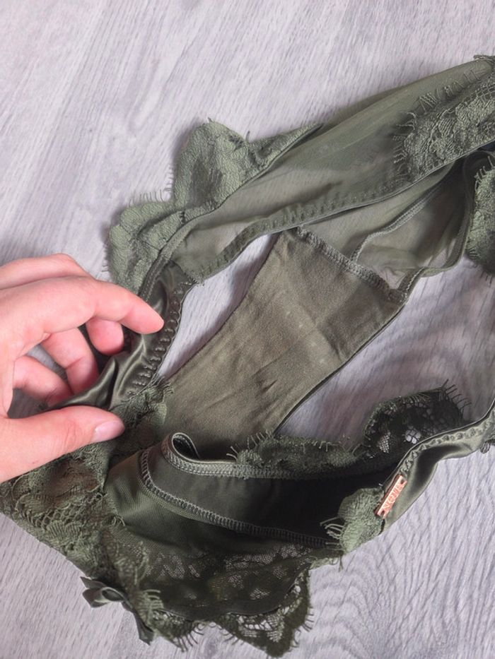 Ensemble lingerie Hunkemoller kaki - haut 85c / bas s - neuf sans étiquette - photo numéro 5