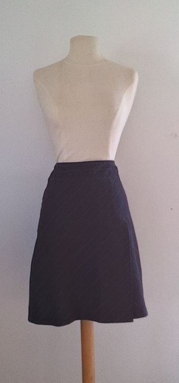 Jupe Etam femme taille 38 noire – Coupe droite – Très bon état