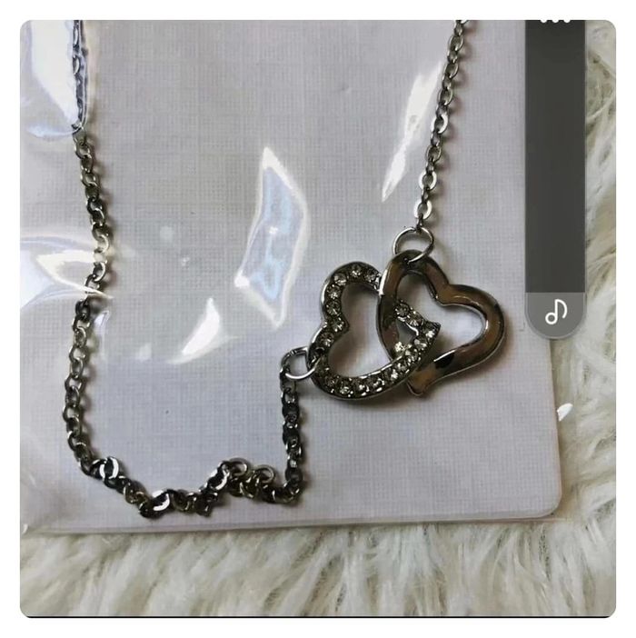 Parure bijoux neuve 👄 - photo numéro 2