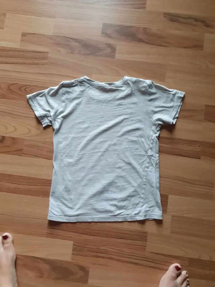 tee shirt h et m 8 ans - photo numéro 3