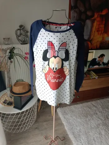 Haut de nuit Disney