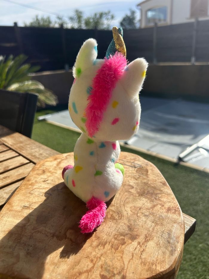 Peluche Licorne Multicolore – Yeux pailletés - photo numéro 3