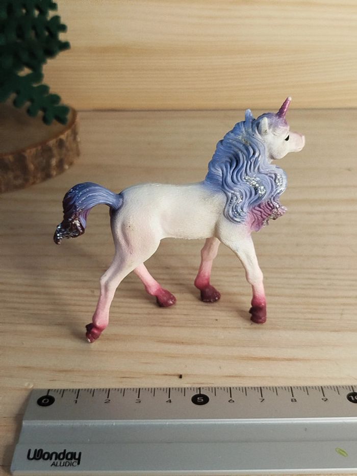 Schleich jeune licorne parme et rose Figurine animal imaginaire - photo numéro 5