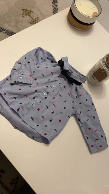 Chemise avec noeud papillon