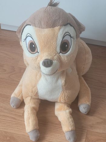 Peluche grand Bambi allongé Disney