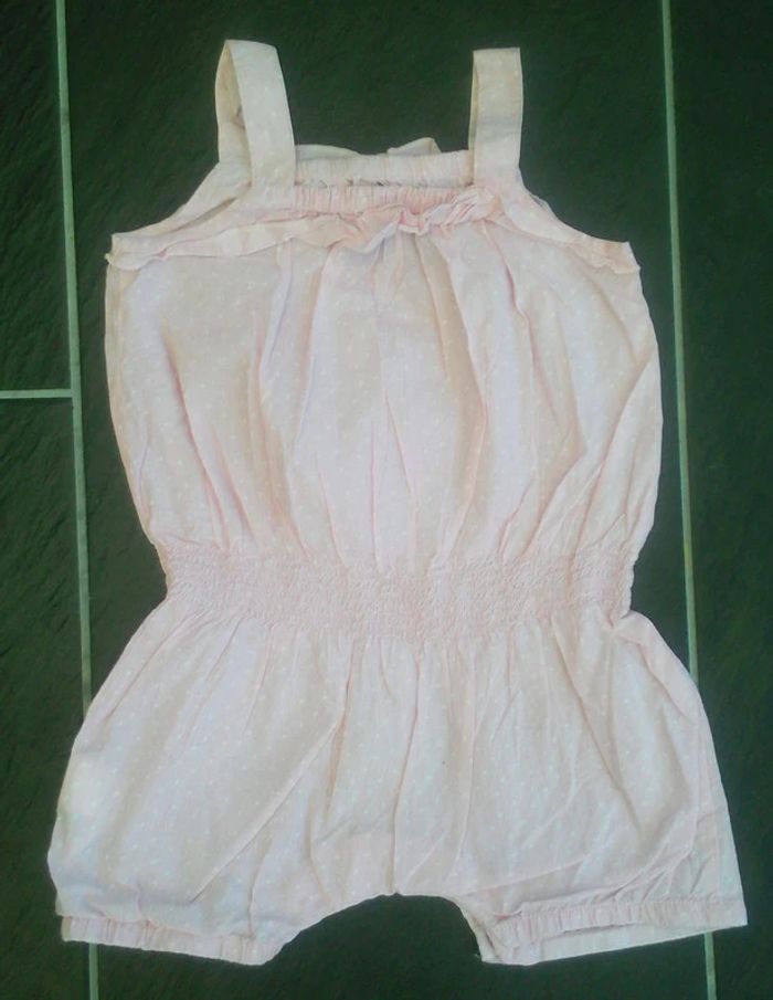 Jolie barboteuse fille 18 mois (81 cm)