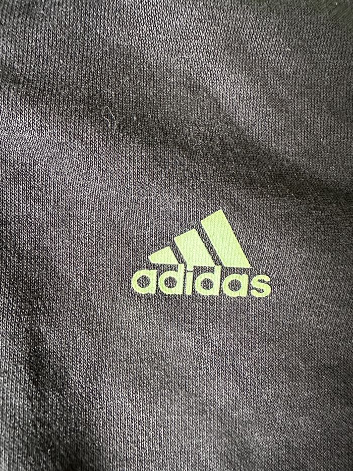 Gilet Adidas 9-10 ans - photo numéro 2