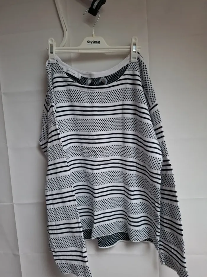 Pull taille 40 - photo numéro 3