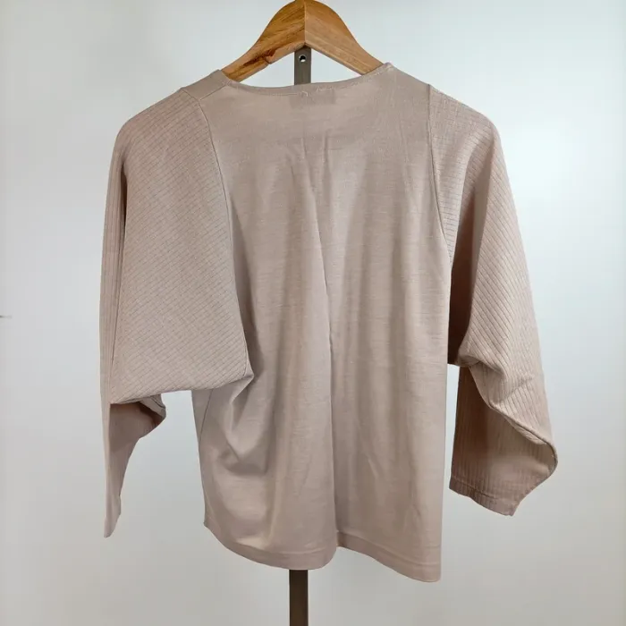 Sweat léger beige Pierre Cardin manches longues Made in France logo taille S/M estimée A1288 - photo numéro 2