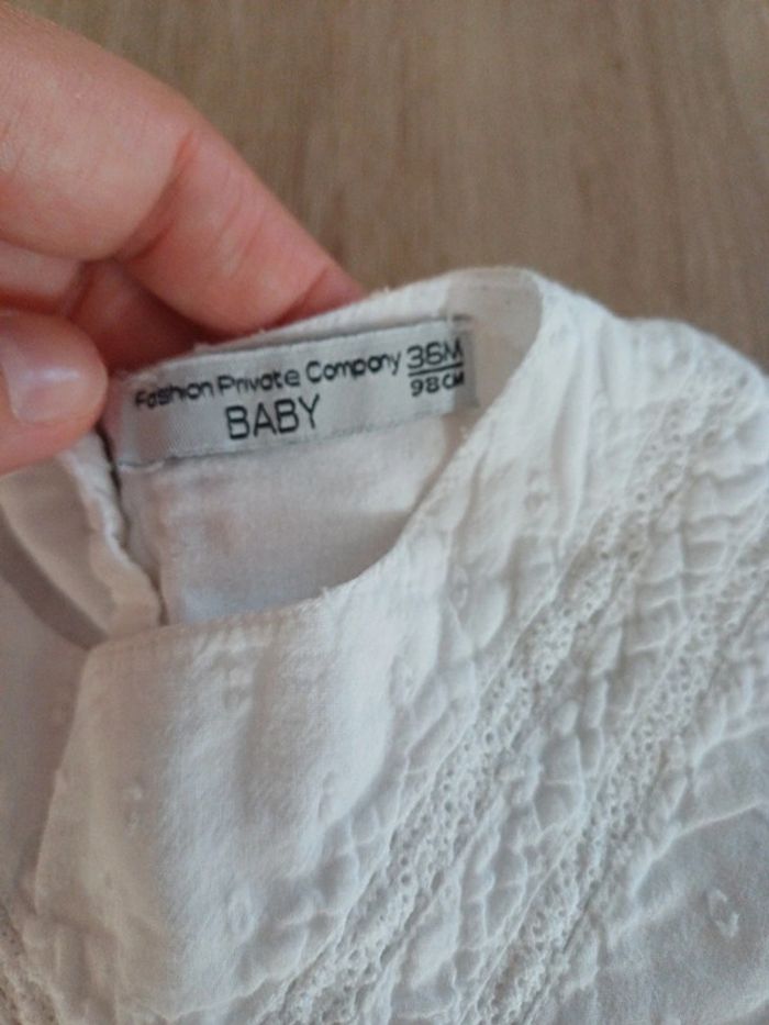 Blouse blanche 36m broderie - photo numéro 4
