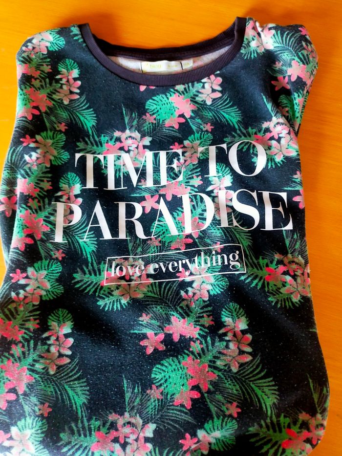 Lot pull fleurie 12/14 ans - photo numéro 7