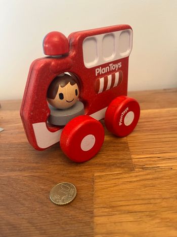 Voiture en bois Pompier PlanToys