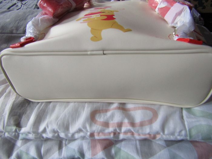 sac loungefly winnie l'ourson disney - photo numéro 4