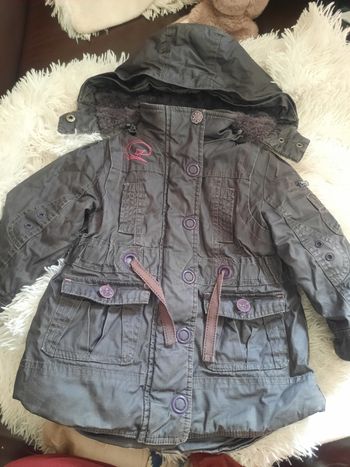 Manteau violet gris capuche