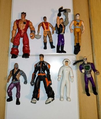 Lot petite figurines Action man figure set personnage vintage rare