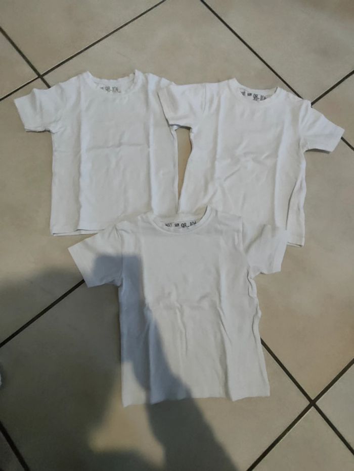Lot 3 maillots 3/4ans