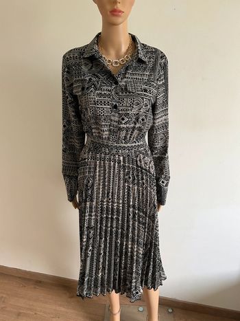 Robe noire et beige mi longue Molly Bracken taille L jamais portée