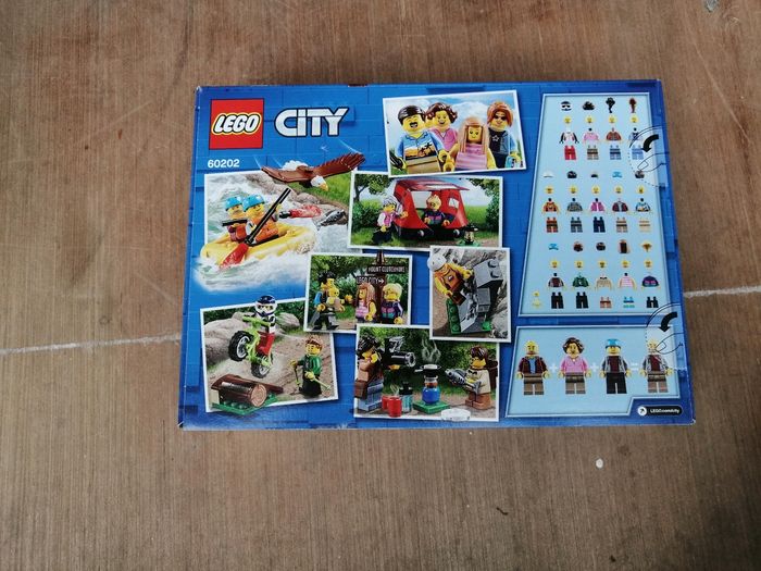 Lego City 60202 Ensemble de figurines - Les aventures en plein air [NEUF] - photo numéro 2