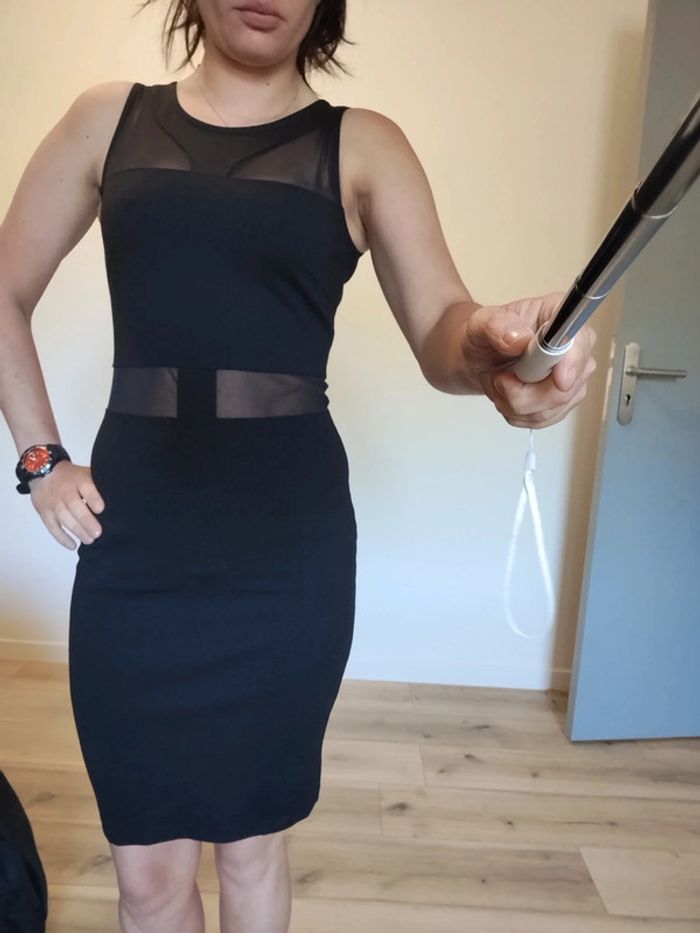 Robe noir chic