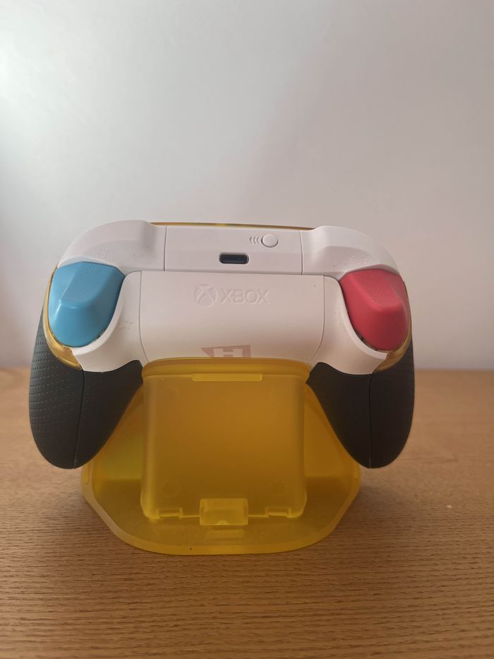 Manette Forza Horizon édition limitée - photo numéro 2