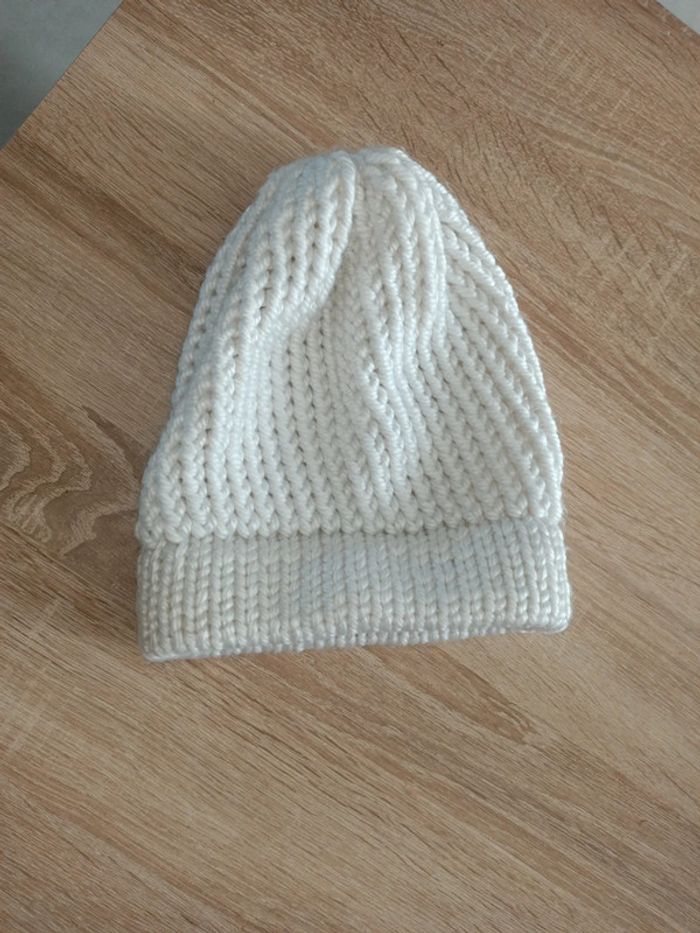 Bonnet fait main - photo numéro 3