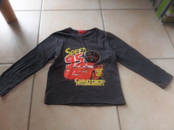 T-shirt cars taille 5 ans 