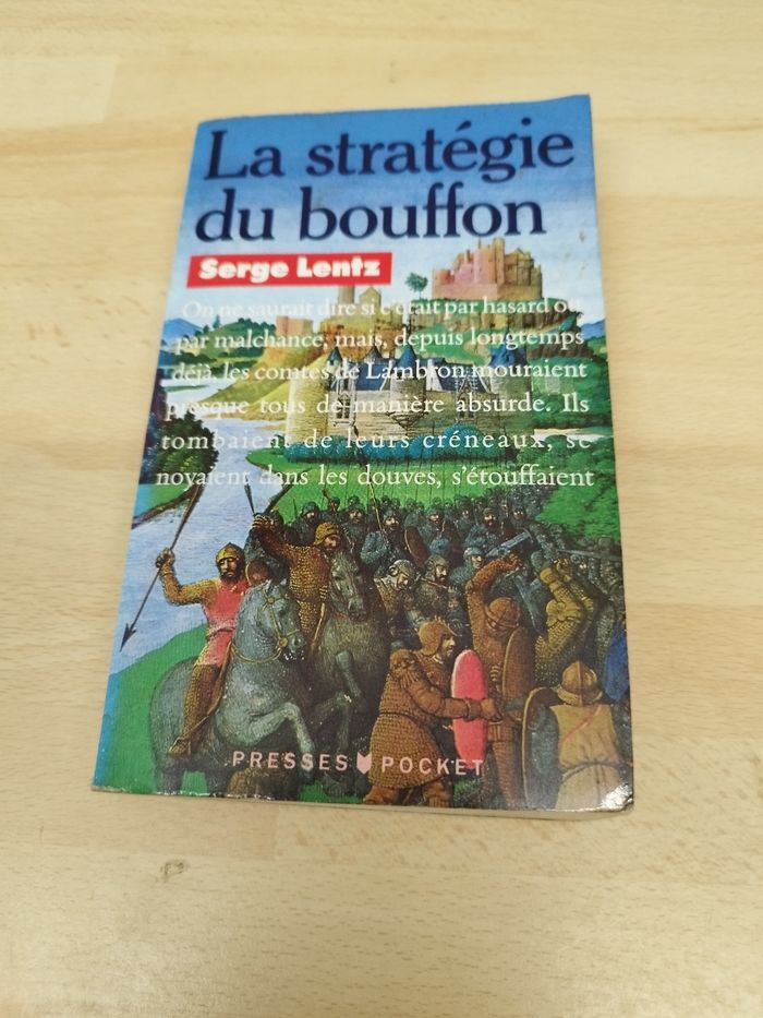 La stratégie du bouffon de Serge Lentz